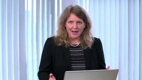 Prof. Dr. Christine Silberhorn, Head of the Integrated Quantum Optics Group at Paderborn University and Fellow of the Max Planck School of Photonics spoke about her own passion for science and gave an inspiring insight to her time as a PhD student.<br /><br />Broadcasted live from Paderborn University, 13.10.2021<br /> 